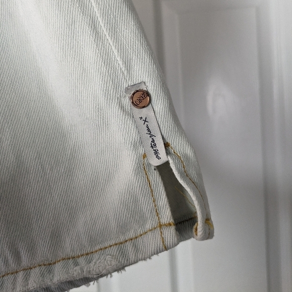 One Teaspoon Brando 2020 Button Fly Lightly Distressed Light Denim Mini Skirt - Picture 7 of 8